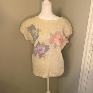 KORET vintage knit short sleeve floral top
